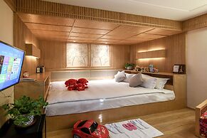 Water Hotel Pingyao