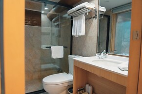 Water Hotel Pingyao