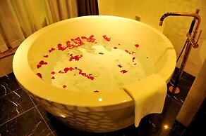 Water Hotel Pingyao