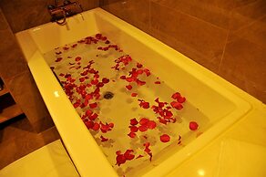 Water Hotel Pingyao