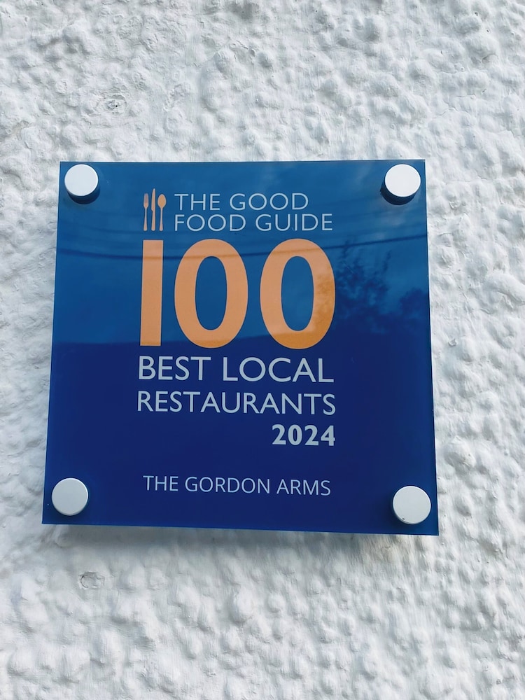 THE Gordon Arms Restaurant With Rooms