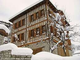 Dadibra Konak
