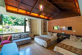 Hualien AzureVILLA B&B