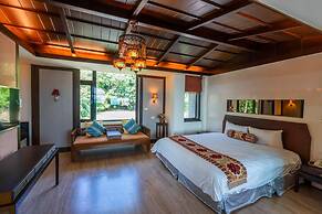 Hualien AzureVILLA B&B