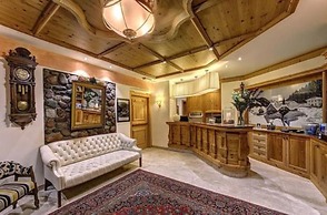 Hotel Diana