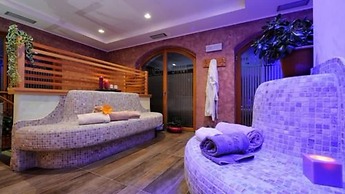 Hotel Diana