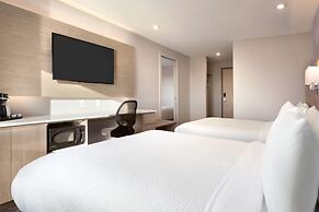 Days Inn by Wyndham Calgary North Balzac