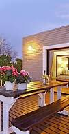 Afribode Maple Cottage