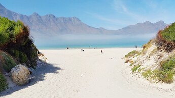 Hout Bay Beach Cottage
