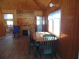 Maple Grove Cottages