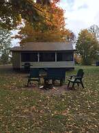 Maple Grove Cottages
