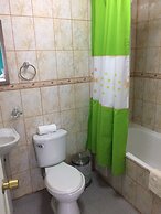Hostal La Base
