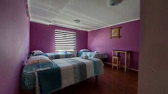 Hostal La Base