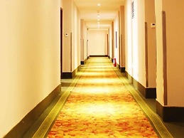 GreenTree Inn Qingdao Development District SDUST Express Hotel