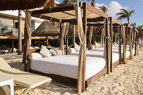 Hotel NYX Cancun All Inclusive