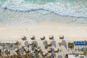 Hotel NYX Cancun All Inclusive