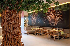 Hotel NYX Cancun All Inclusive