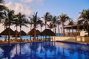 Hotel NYX Cancun All Inclusive