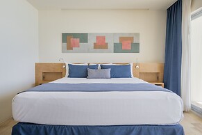 Hotel NYX Cancun All Inclusive