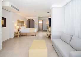 Hotel NYX Cancun All Inclusive