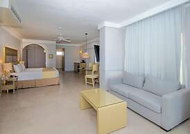 Hotel NYX Cancun All Inclusive