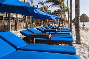 Hotel NYX Cancun All Inclusive
