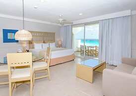 Hotel NYX Cancun All Inclusive