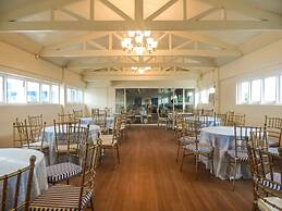 The Alpa Hotel and Restaurant