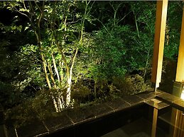 LiVEMAX RESORT