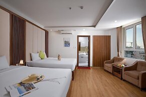 Pariat River Front Hotel