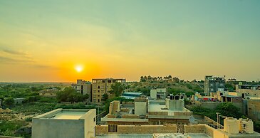 Hotel Marina Mahal