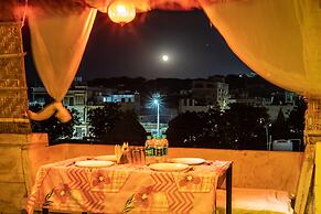 Hotel Marina Mahal