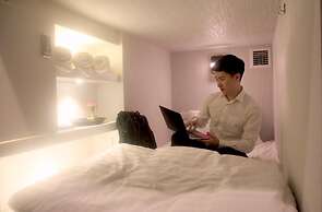 LAF Hotel Aree