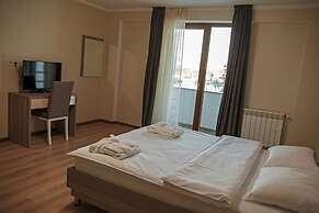 Orbi Palace Hotel & Suites