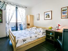Hostel Moving