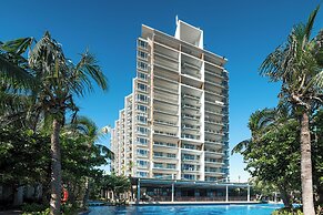 Sanya Seacube Holiday Hotel