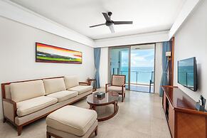Sanya Seacube Holiday Hotel