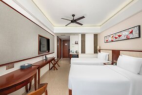 Sanya Seacube Holiday Hotel