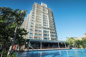 Sanya Seacube Holiday Hotel