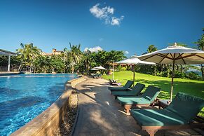 Sanya Seacube Holiday Hotel