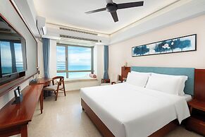 Sanya Seacube Holiday Hotel