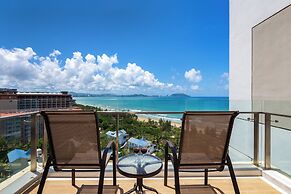 Sanya Seacube Holiday Hotel
