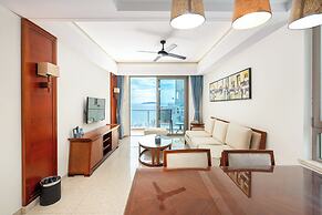 Sanya Seacube Holiday Hotel