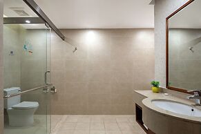Sanya Seacube Holiday Hotel