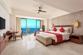 Sanya Seacube Holiday Hotel