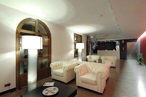 Hotel Cienbalcones