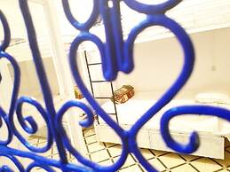 Majorelle Hostel
