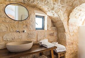 Borgo Canonica