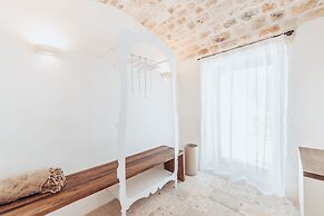 Borgo Canonica