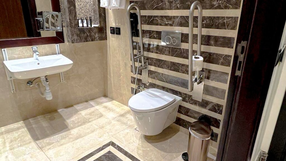 Bayat Hotels